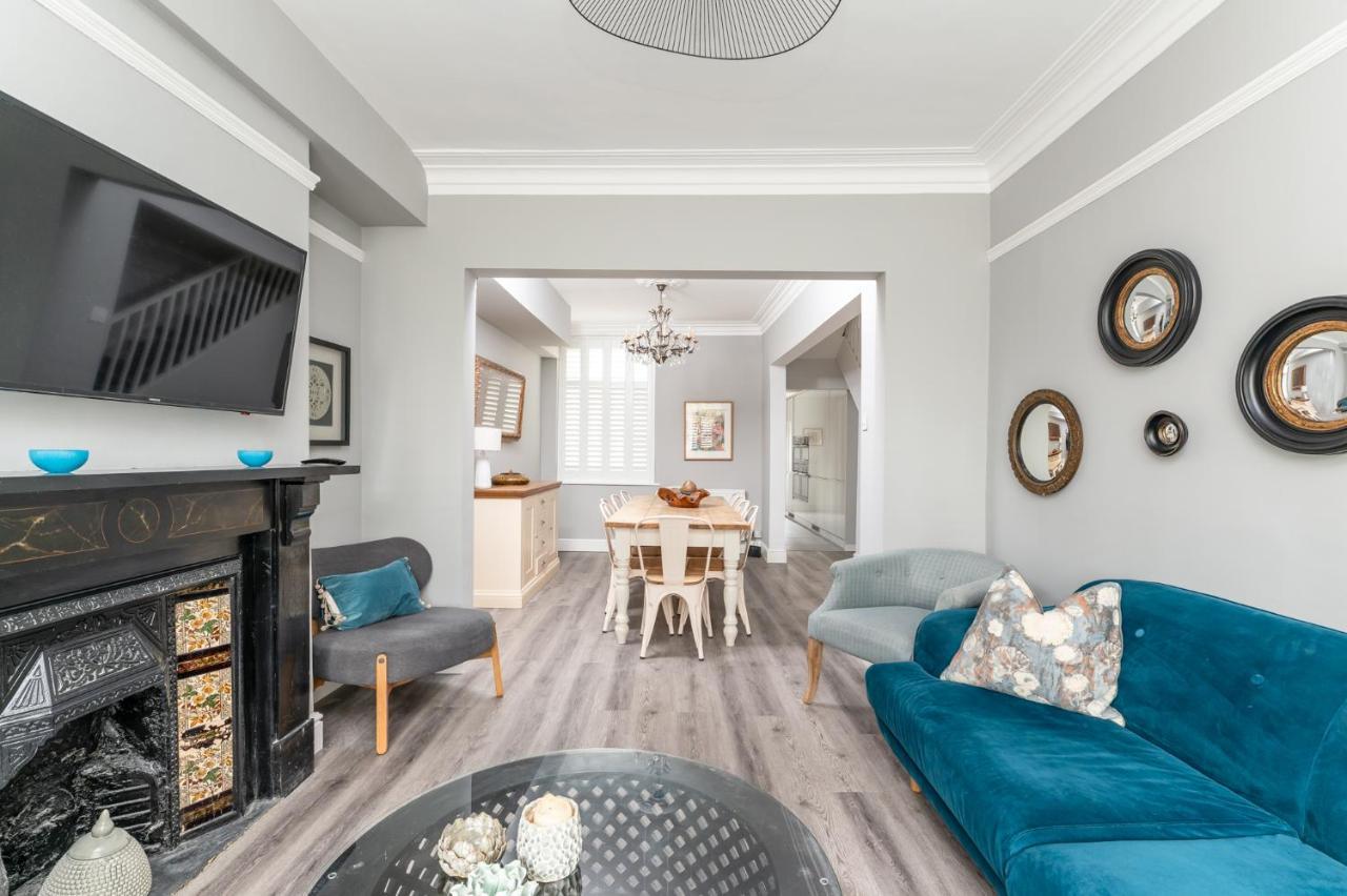 Stunning And Modern 5 Bed House I Pass The Keys Villa York Bagian luar foto