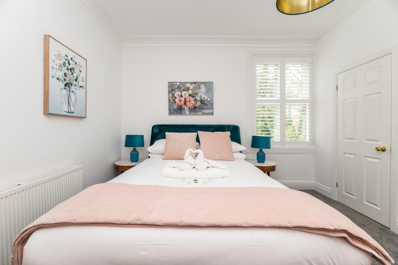 Stunning And Modern 5 Bed House I Pass The Keys Villa York Bagian luar foto